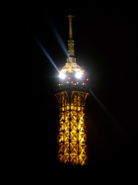 eiffel-tower-dmm